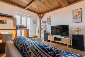 30-inch TV with digital channels - Casa Andreis by Wonderful Italy (Turin)