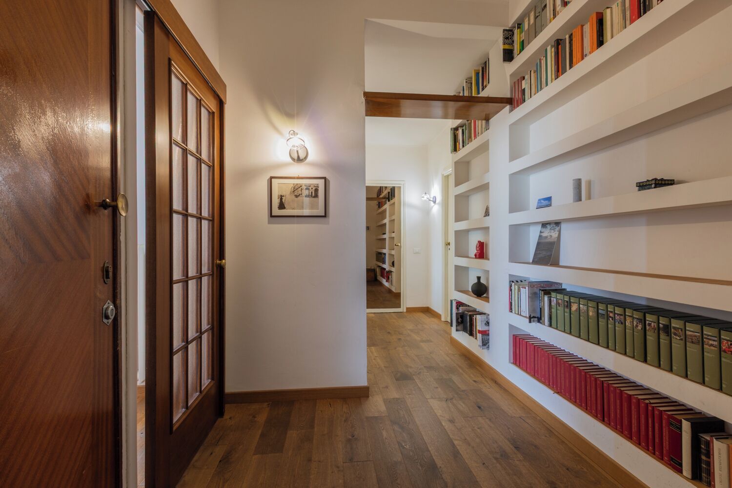 Pintu masuk interior