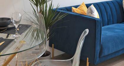Contemporary & Bright 1 Bed Apartment in Gravesend