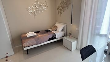 Bloom room 01 | Una scrivania, postazione laptop, Wi-Fi gratuito