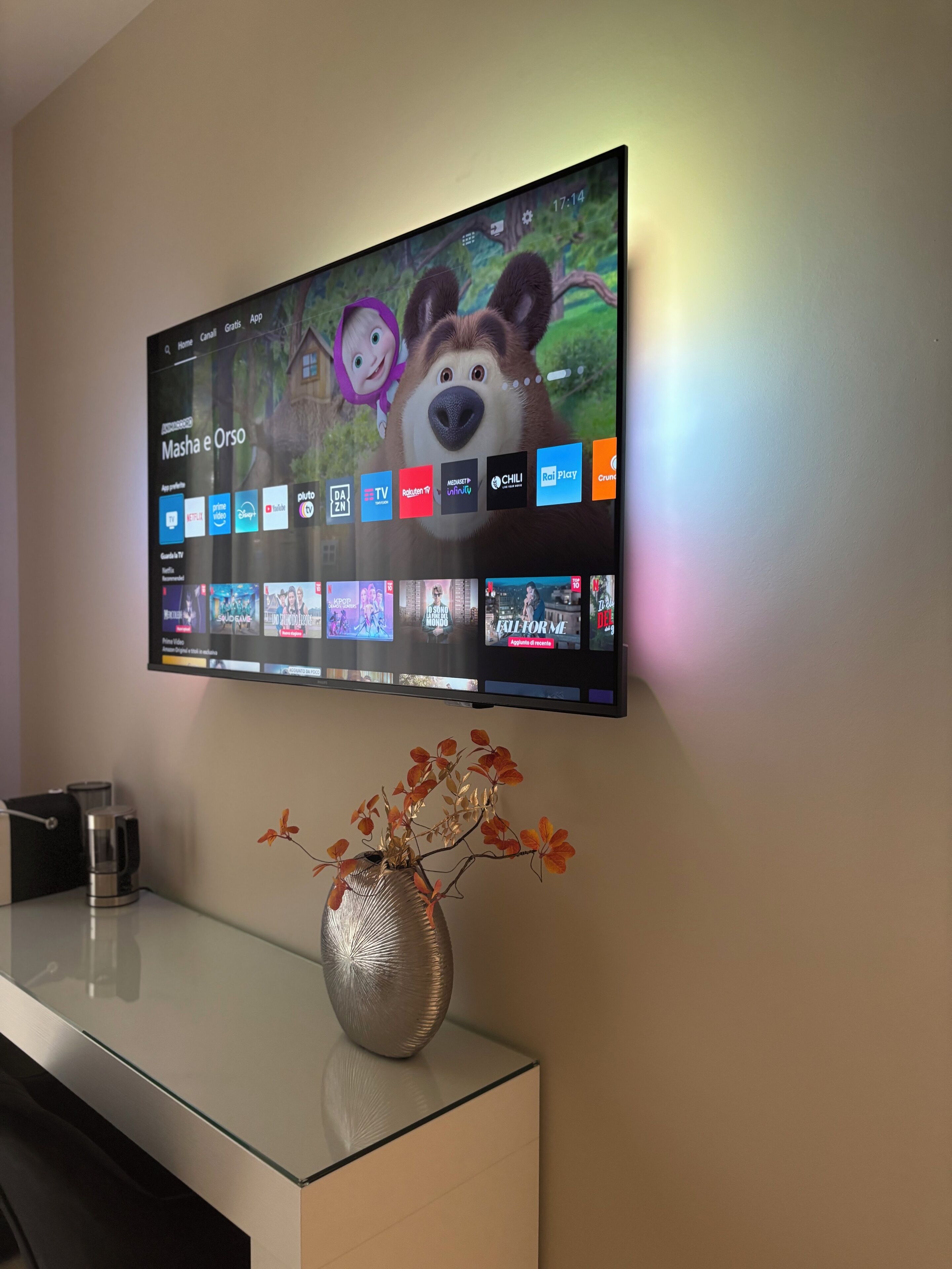 Glass room 03 | Desk, laptop workspace, free WiFi