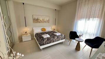 Glass room 03 | Escrivaninha, espaço de trabalho para notebook, Wi-Fi de cortesia