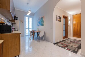 Basic Apartment, Balcony | Private kitchen - Oddone Comfy Apartment by Wonderful Italy (Turin)