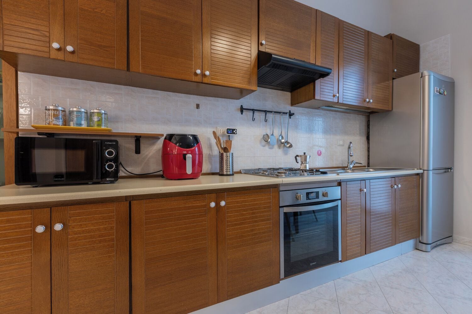 Basic Apartment, Balcony | Private kitchen
