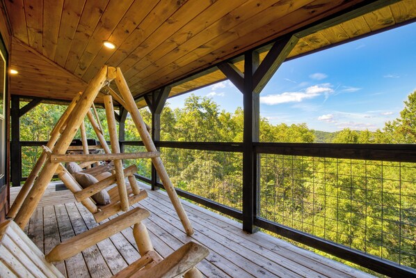 Property grounds - Indoor Pool, Theater, Hot Tub & Mtn Views Near Dollywood | Crimson Crest (Sevierville)