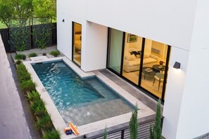Pool - Modern East Austin Home w/ Pool, Near Downtown & Lady Bird Lake | Casa 1803 (Austin)