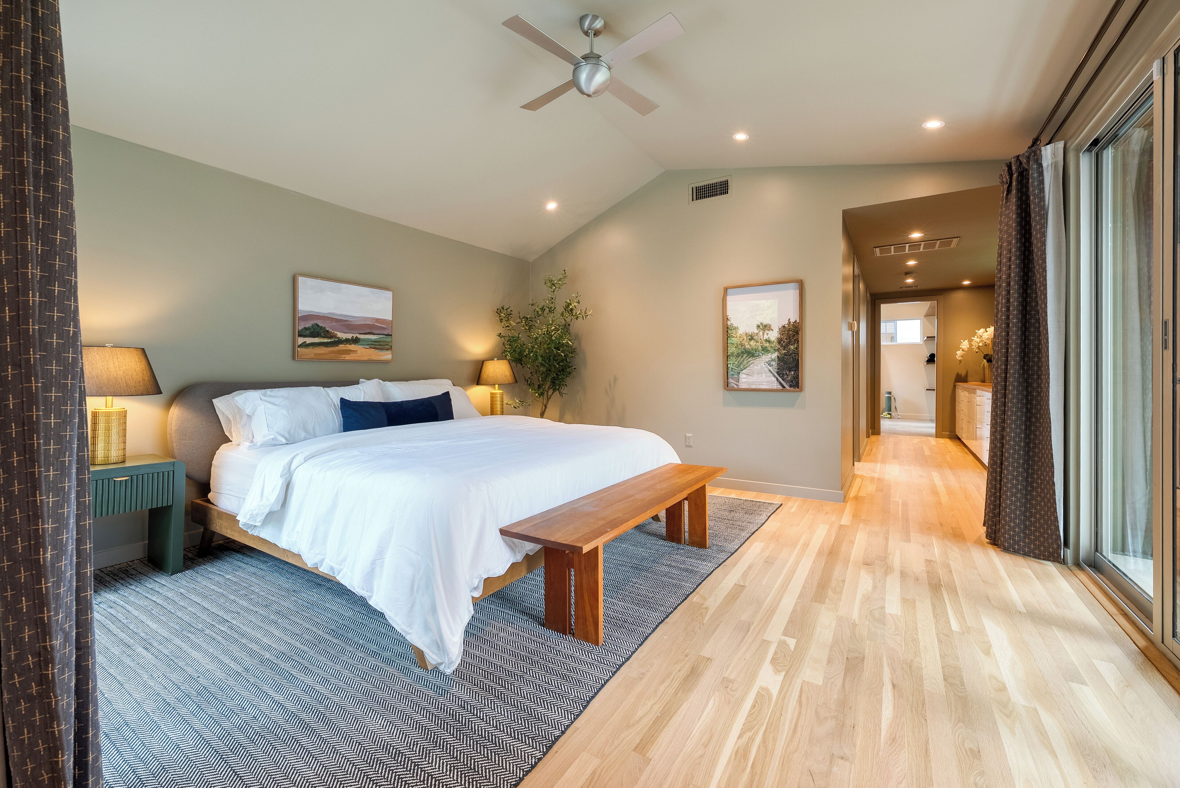 4 Schlafzimmer, Bügeleisen/Bügelbrett, Reisekinderbett, kostenloses WLAN