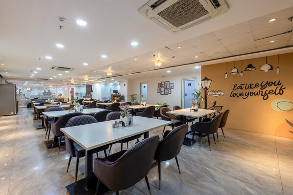 用餐