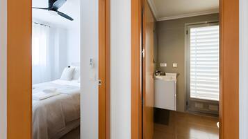 Strykejern/-brett, wi-fi og sengetøy