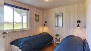 9 bedrooms, free WiFi