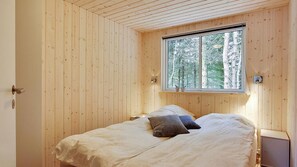 9 室のベッドルーム、WiFi (無料)