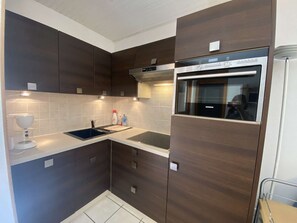 Microwave, stovetop, dishwasher, toaster