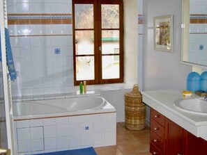 Bathroom - Renovated farmhouse 160m², 9 pers, Autrans (Autrans-Méaudre en Vercors-Autrans)