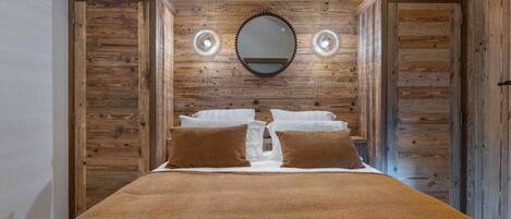 5 chambres, accĂšs au Wi-Fi (inclus), literie fournie