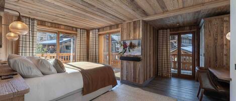 5 chambres, accĂšs au Wi-Fi (inclus), literie fournie