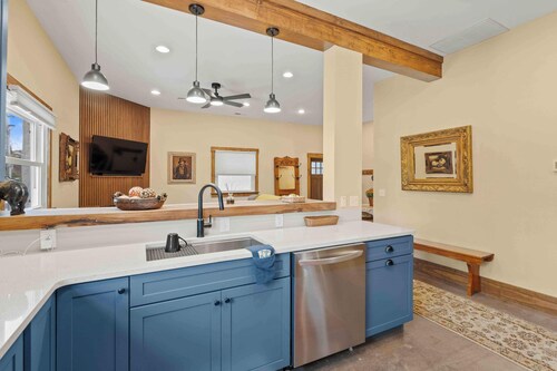 Main Street Elevated