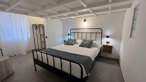 2 Schlafzimmer, Schreibtisch, kostenloses WLAN, Bettwäsche
