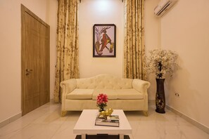 Paritalo, parveke, kaupunkinäköala | Oleskelualue