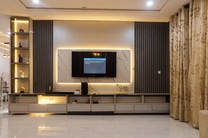 Duplex, Balcony, City View | Ruang tamu