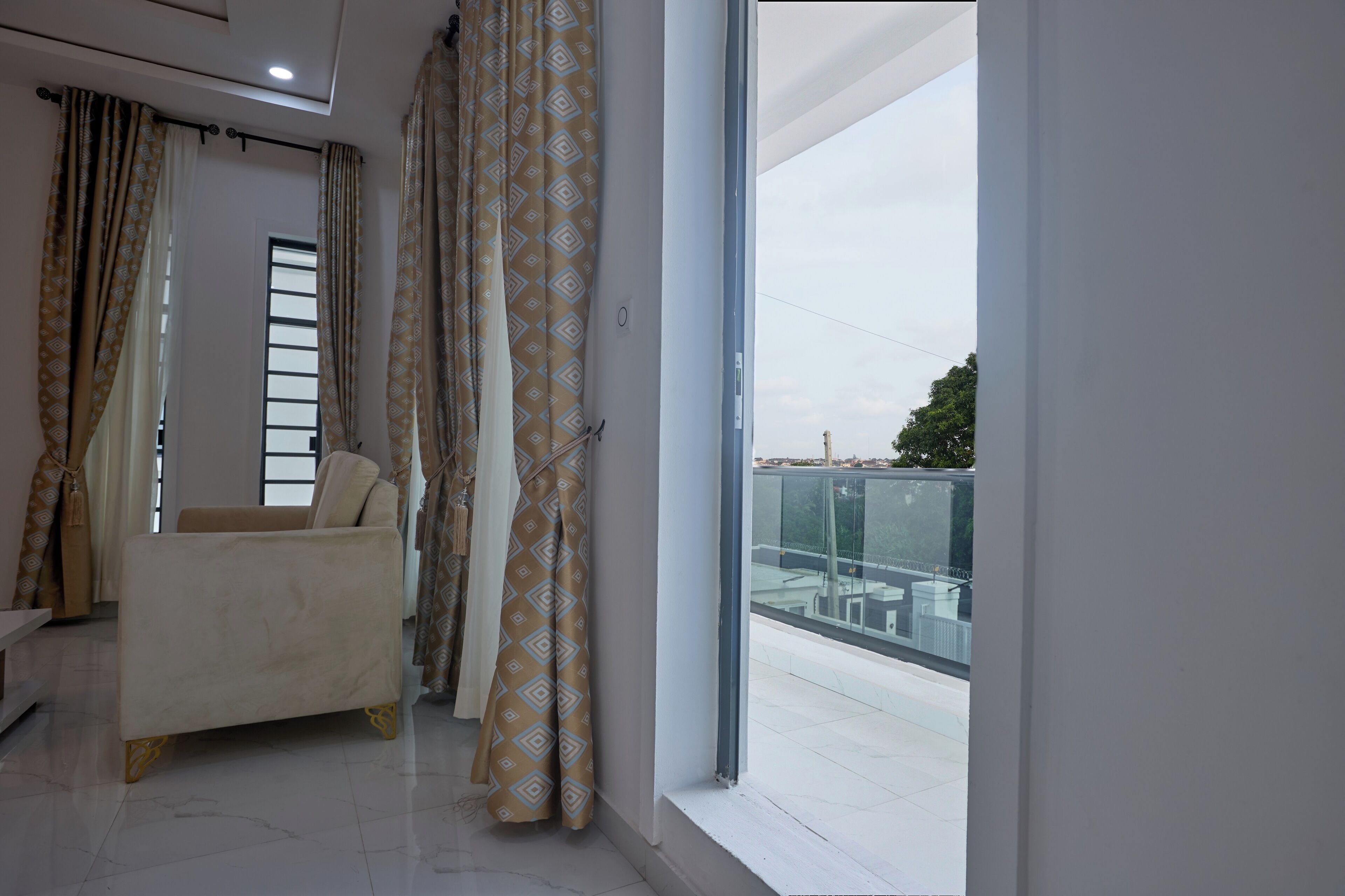 Pemandangan kota dari properti