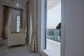 Vue sur la ville depuis lâhĂ©bergement