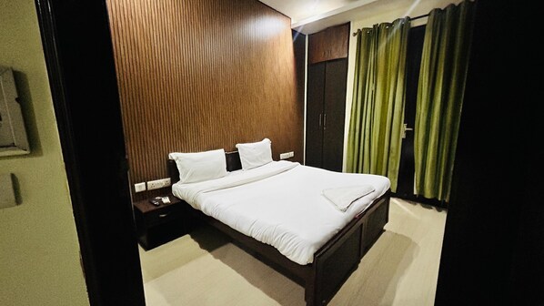 Deluxe Double Room, Park View