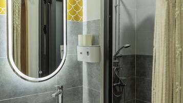 Free toiletries, hair dryer, towels, soap