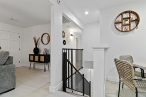 Interior - War Eagle Haven - Lake View and Access (Springdale)