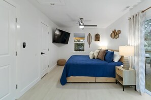 4 多间卧室、办公桌、熨斗/熨衣板、WiFi