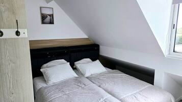 2 bedrooms, in-room safe, WiFi