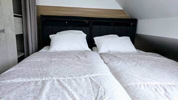 2 bedrooms, in-room safe, WiFi