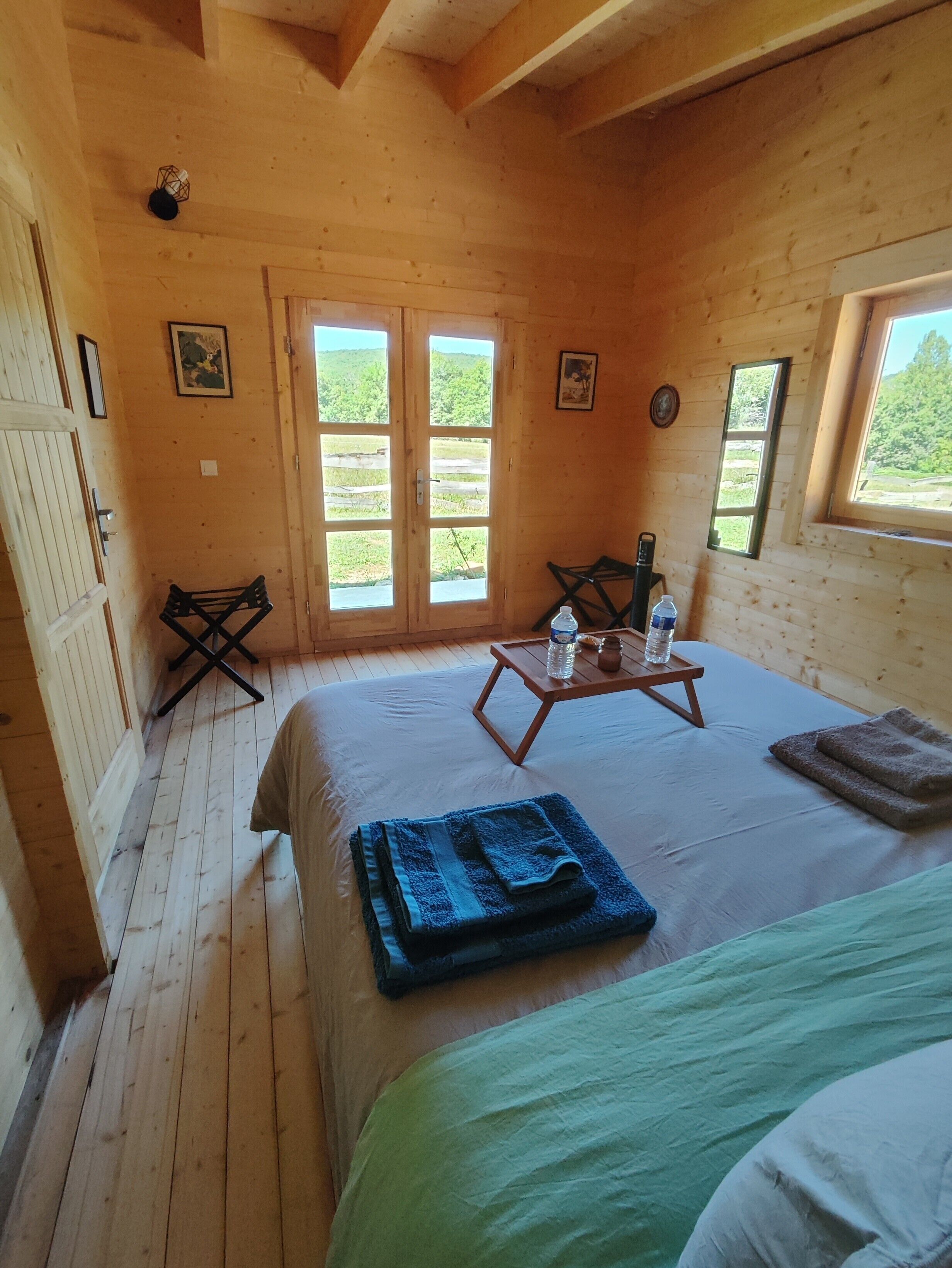 2 makuuhuonetta, silitysrauta/-lauta, Wi-Fi, vuodevaatteet