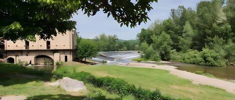 Enceinte de lâhĂ©bergement