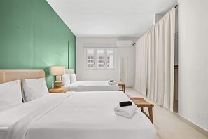 3 bedrooms, iron/ironing board, travel crib, free WiFi