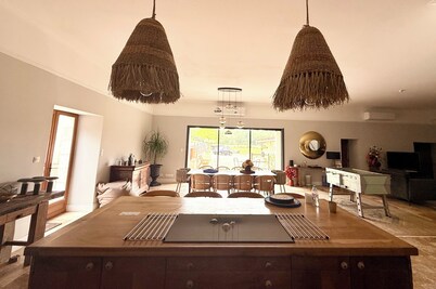 Magnificent Maison de Charme, for moments with family or friends