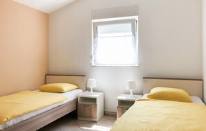 Travel crib, free WiFi - Nice apartment in Vir with WiFi (Vir)