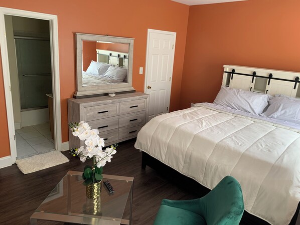 1 bedroom, iron/ironing board, WiFi, bed sheets