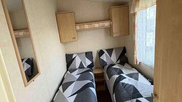 3 habitaciones, tabla de planchar con plancha y wifi gratis