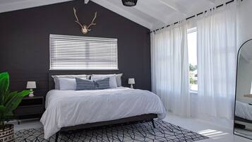 1 bedroom, desk, iron/ironing board, free WiFi