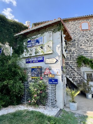 Overnatningsstedets område