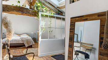 1 habitación, wifi y ropa de cama