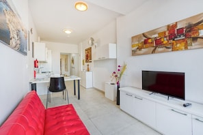 Living area - Seaview Comfort Apartment Gzira (Il-Gżira)