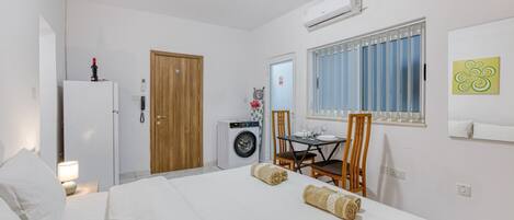 1 bedroom, iron/ironing board