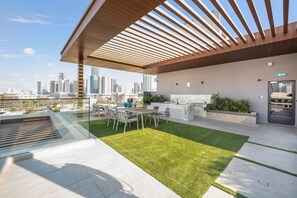 Exterior - Modern 1 BR Oxford Terraces (Dubai)