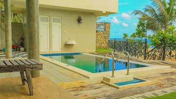 Piscina all'aperto