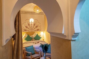 Double Room, Patio | Desk, laptop workspace, iron/ironing board, free WiFi - Riad le Graff Pink (Marrakech)