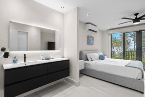 2 bedrooms, desk, iron/ironing board, travel crib