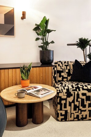 Siddeområde i lobbyen
