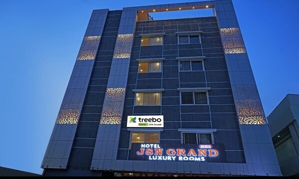 Exterior - HOTEL JSN GRAND (Vijayawada)