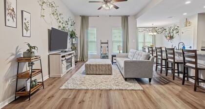 2 Bedroom Home in Lake Charles